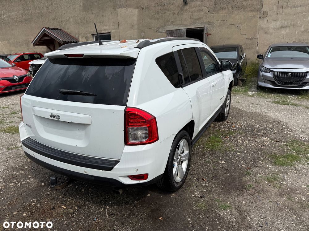 Jeep Compass - 9
