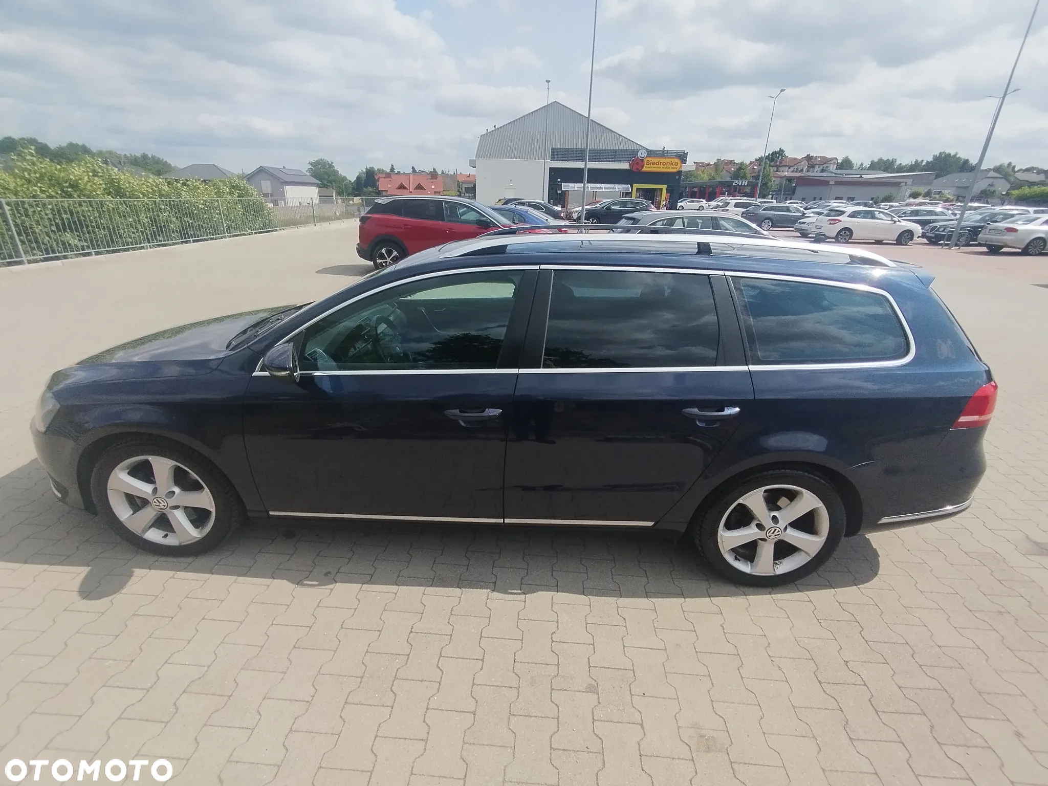 Volkswagen Passat 2.0 TDI Comfortline - 8