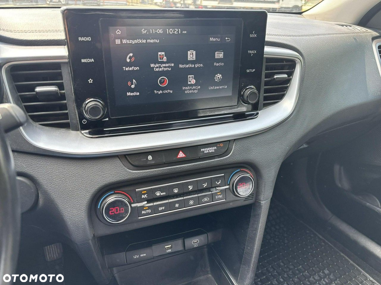 Kia XCeed 1.5 T-GDI M - 20