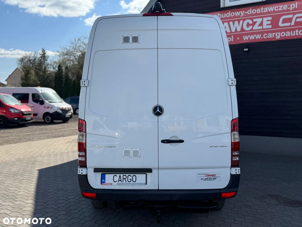 Mercedes-Benz SPRINTER - 7