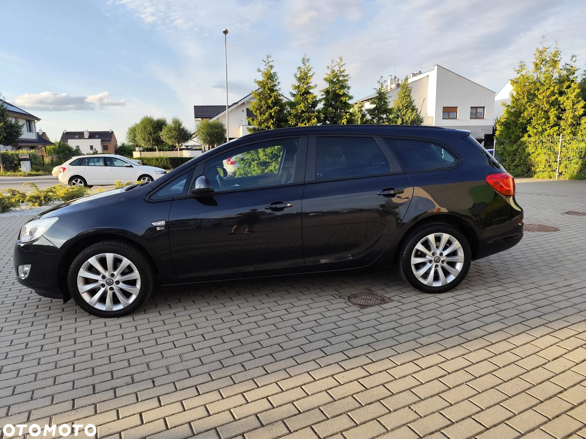 Opel Astra IV 1.7 CDTI Cosmo - 4