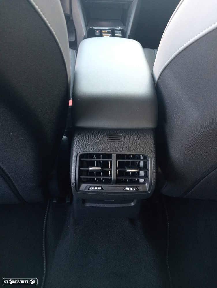 Citroën e-C4 X 54 kWh Autonomia Alargada Max - 5
