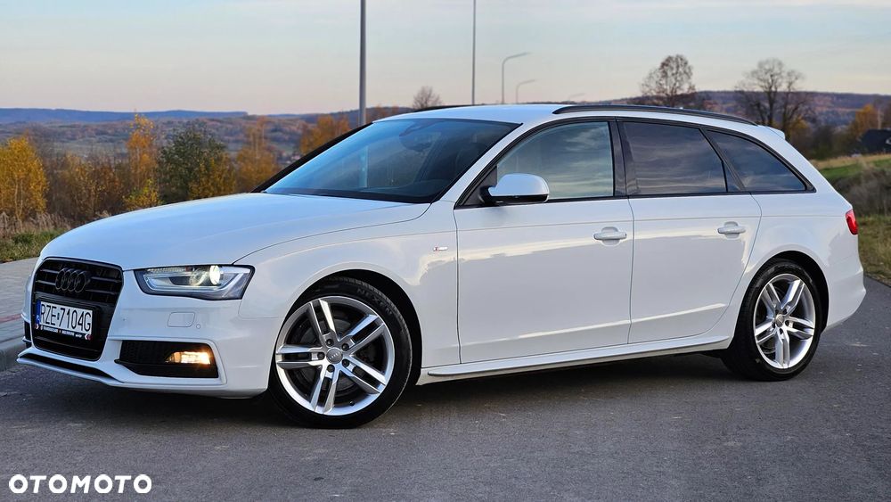Audi A4 Avant 2.0 TDI DPF clean diesel S line Sportpaket - 12