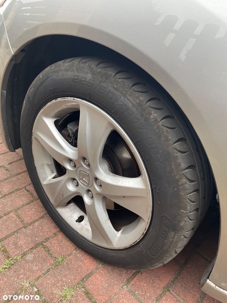 Honda Accord 2.0 Executive - 19