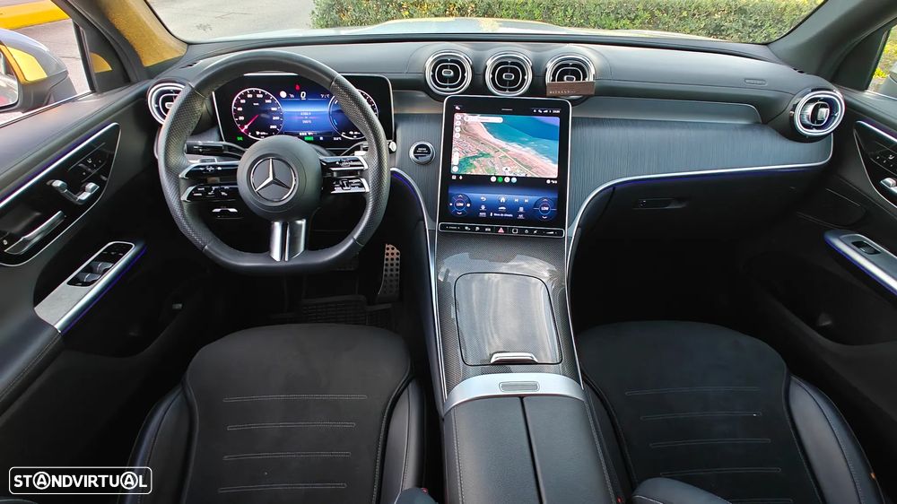 Mercedes-Benz GLC 300 de Coupe 4Matic - 32