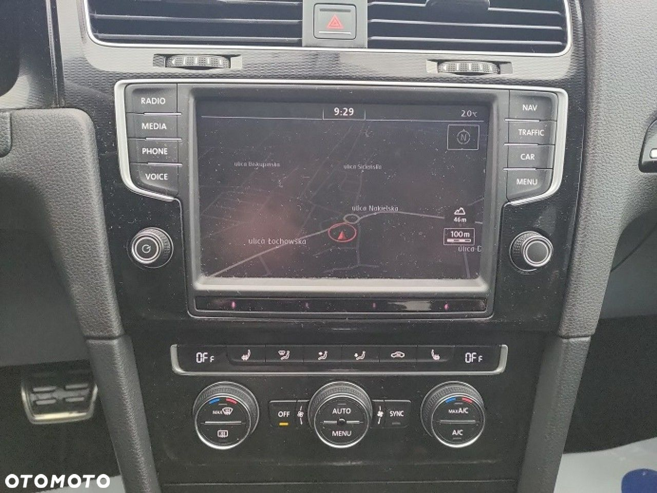Volkswagen Golf - 19