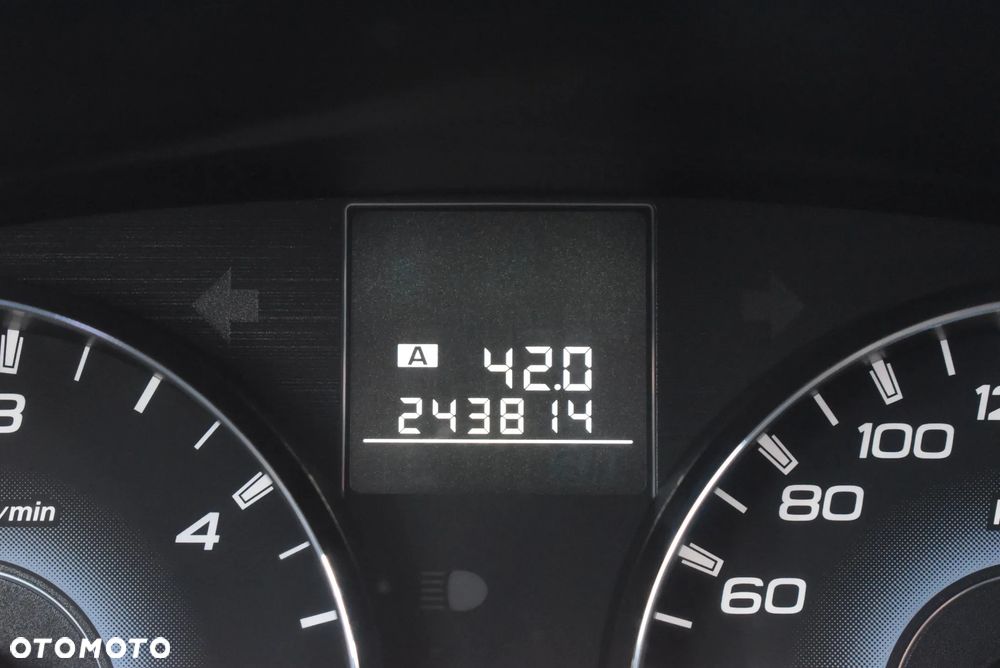 Subaru Legacy - 5