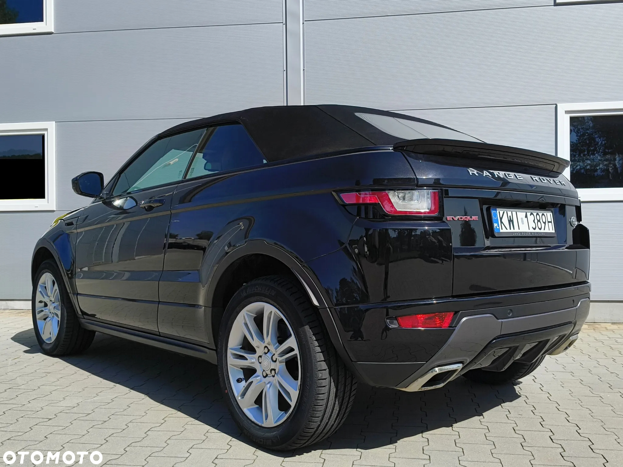Land Rover Range Rover Evoque - 16