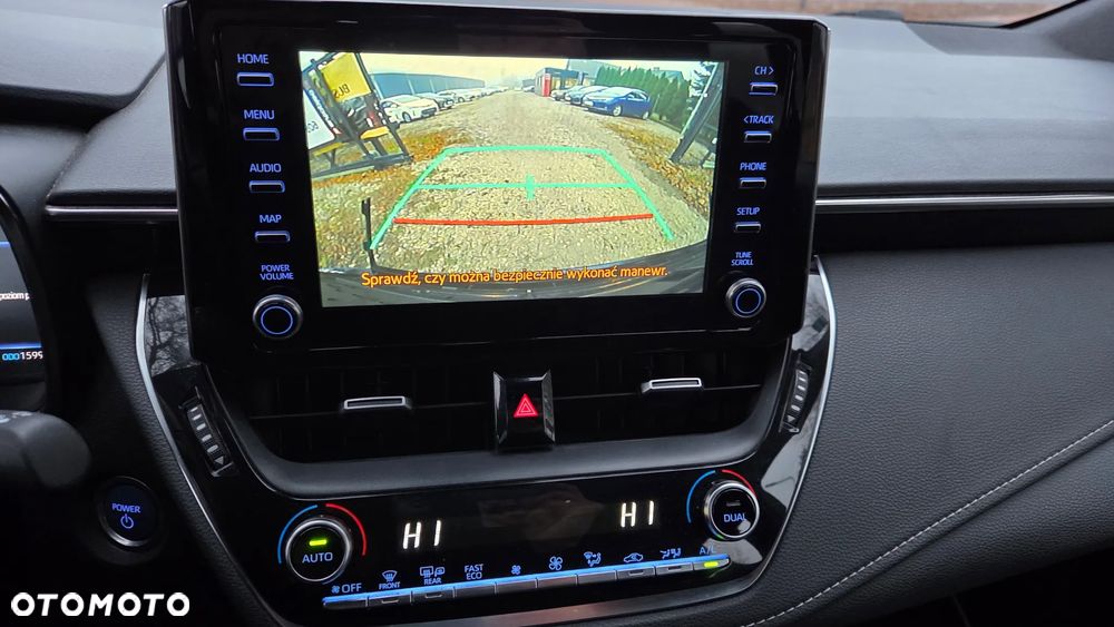 Toyota Corolla 1.8 Hybrid Comfort - 18