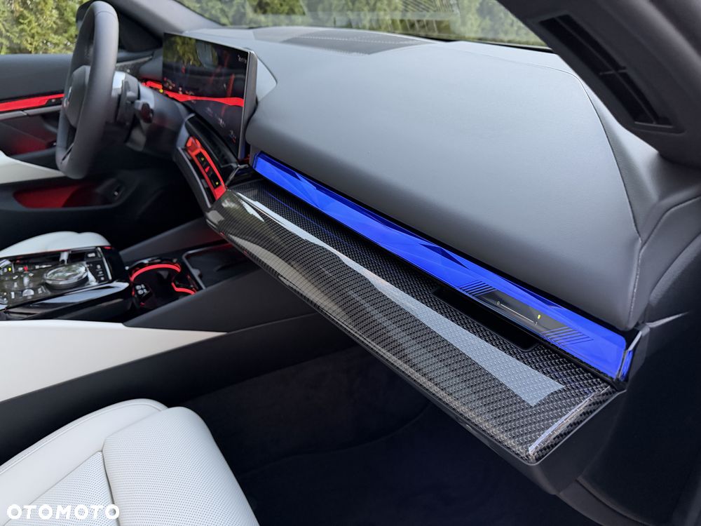 BMW Seria 5 520i mHEV - 7