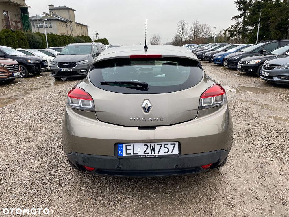 Renault Megane 1.6 16V Dynamique Euro5 - 5