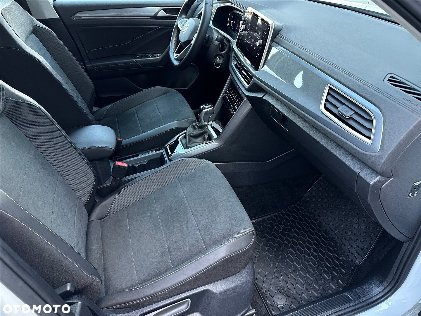 Volkswagen T-Roc 1.5 TSI Style DSG - 6