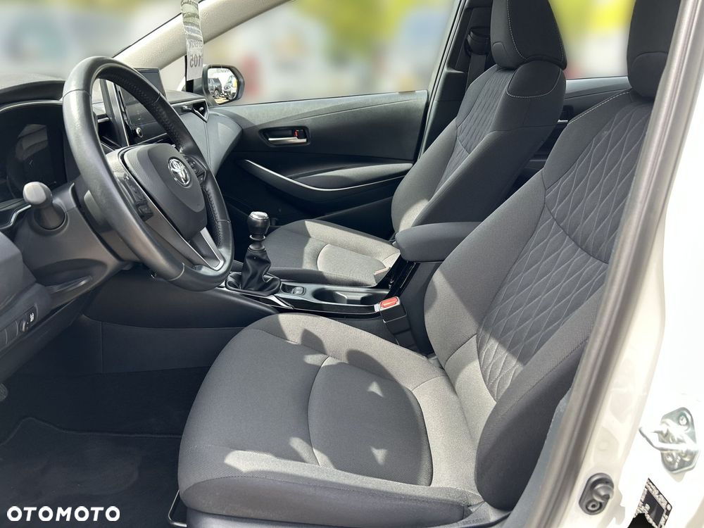 Toyota Corolla - 14
