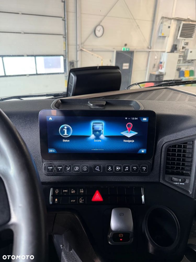 Mercedes-Benz actros 1843 - 7