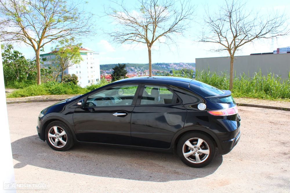 Honda Civic 1.4 Sport i-Shift - 4