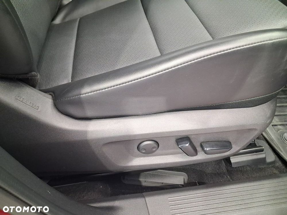 Nissan X-Trail - 11
