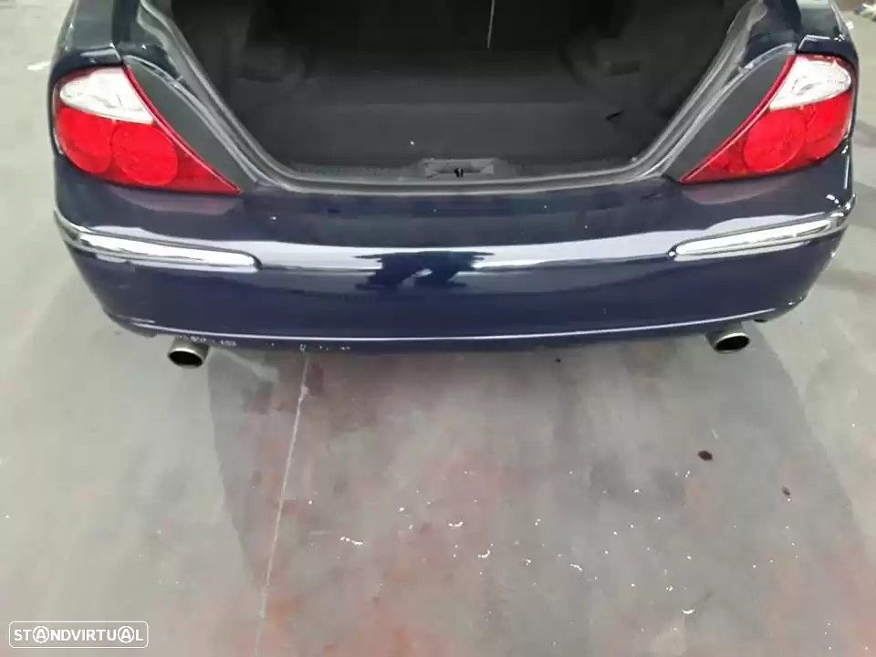 PARA-CHOQUES TRASEIRO JAGUAR S-TYPE 2000 -XR849700XXX - 2