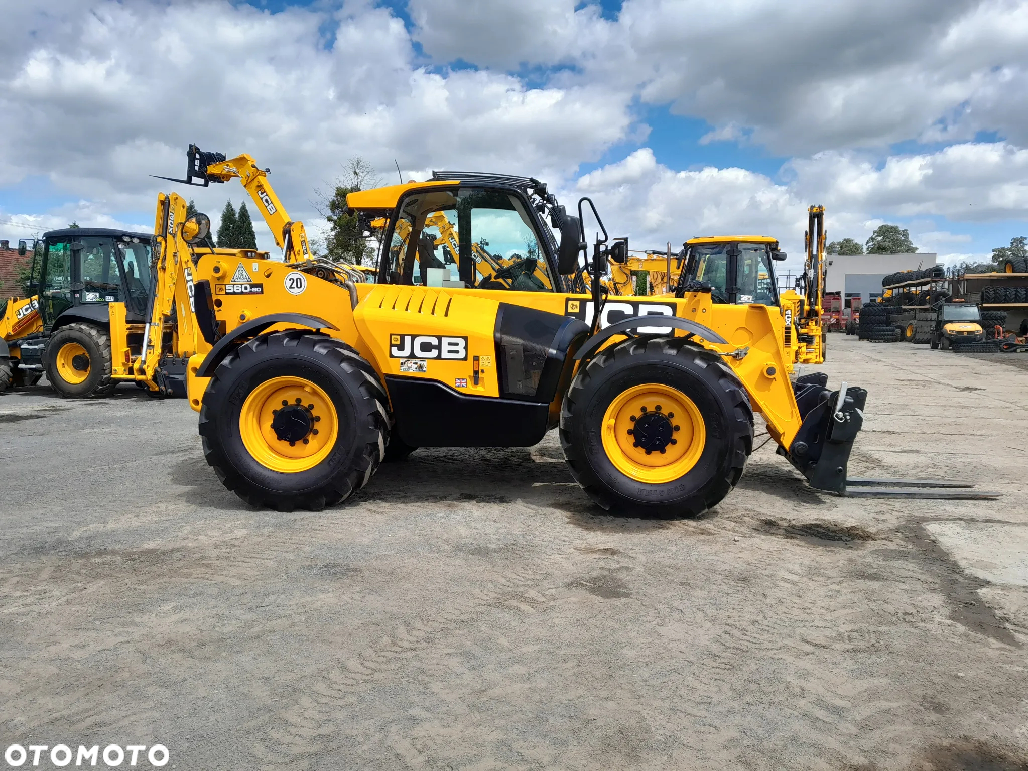 JCB 560-80 - 2
