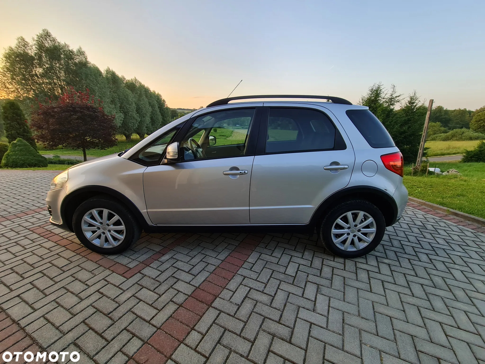 Suzuki SX4 - 8