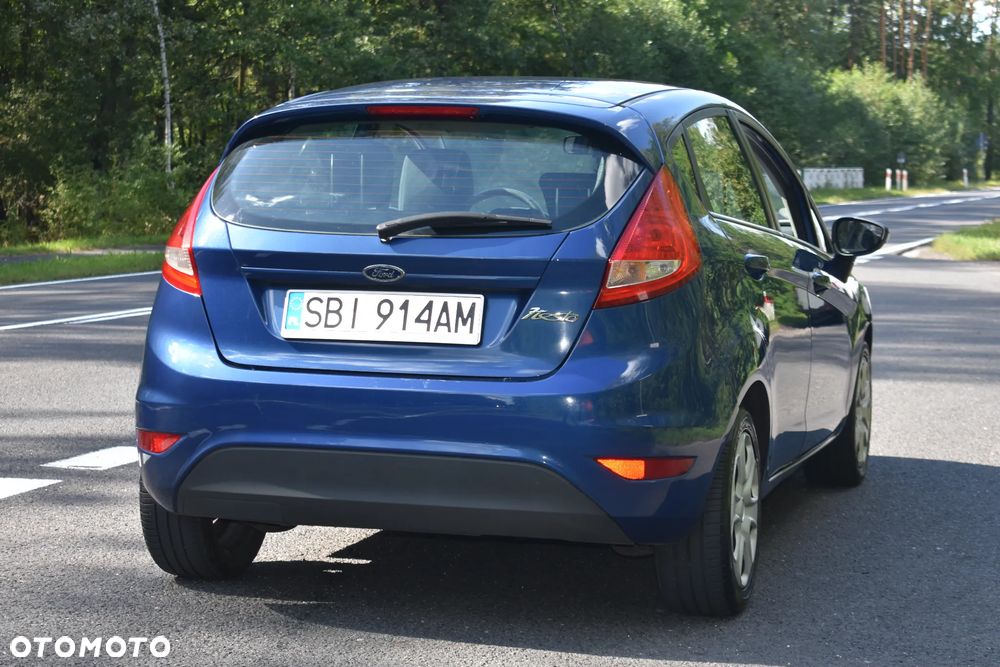 Ford Fiesta 1.25 Trend - 8