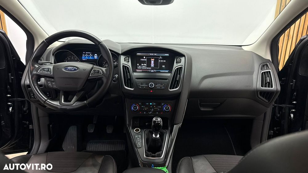 Ford Focus 1.0 EcoBoost Titanium - 7