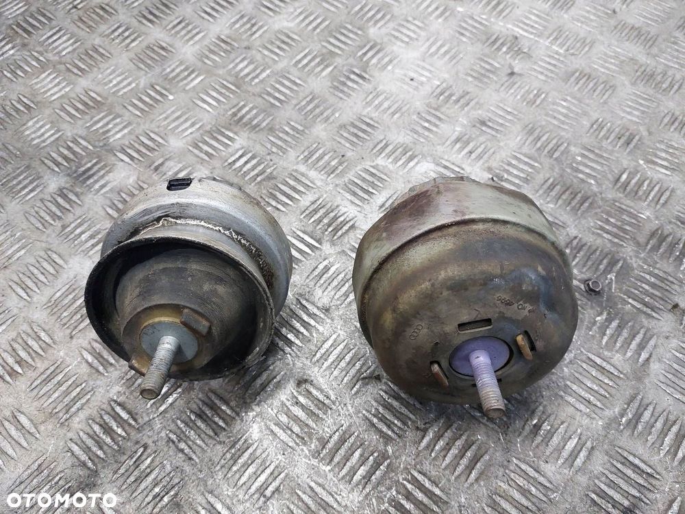 ŁAPA PODUSZKA SILNIKA LEWA PRAWA AUDI A6 C6 2.0 TFSI 4F0199379C 4F0199382C - 1