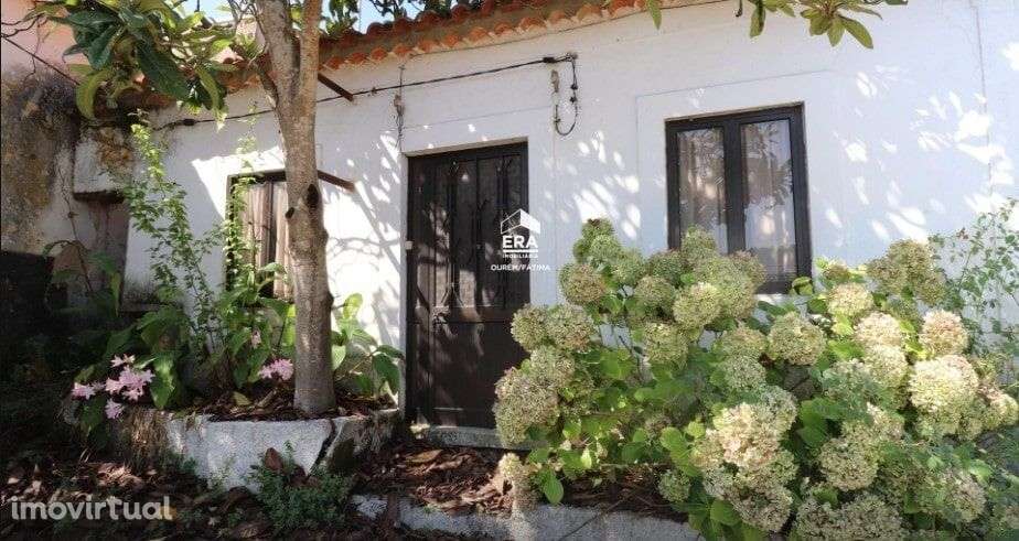 Moradia Geminada T3 localizada em Peras Ruivas! - Grande imagem: 2/21