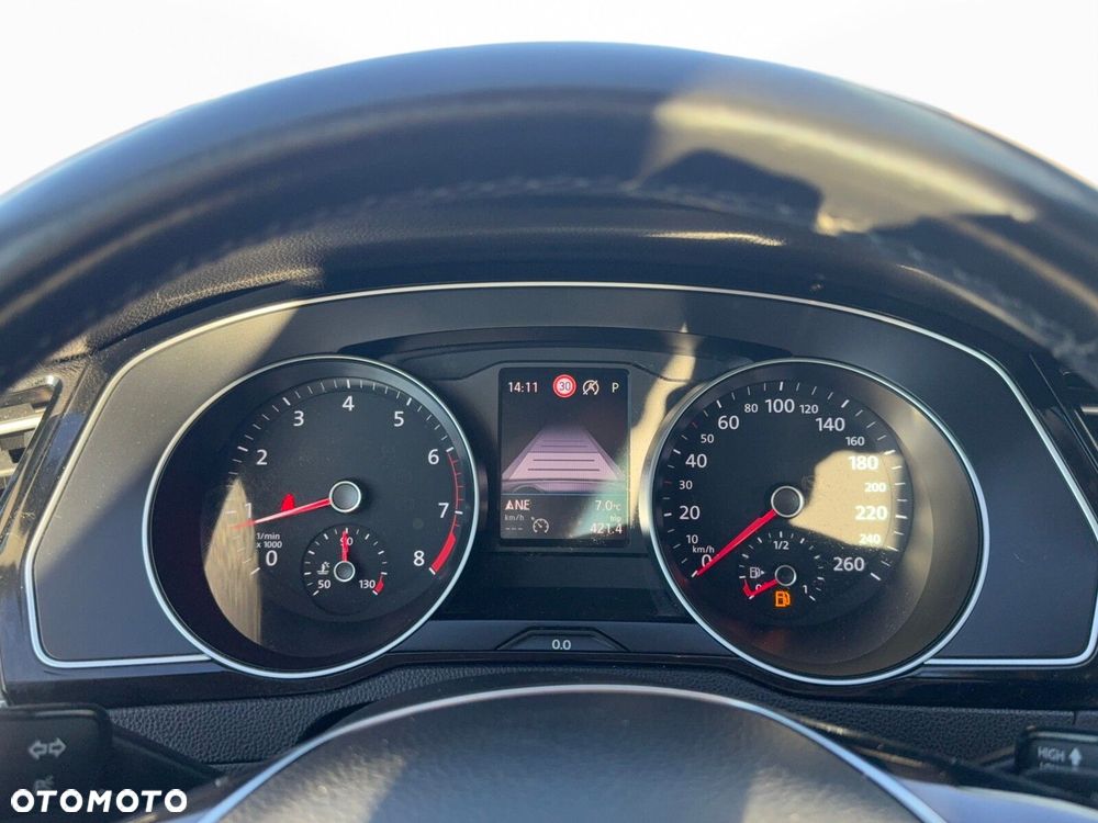 Volkswagen Passat 1.8 TSI BMT Highline DSG - 17