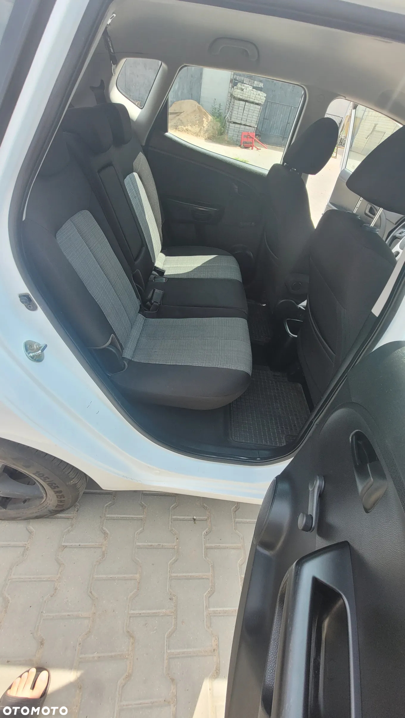 Kia Venga 1.4 M - 16