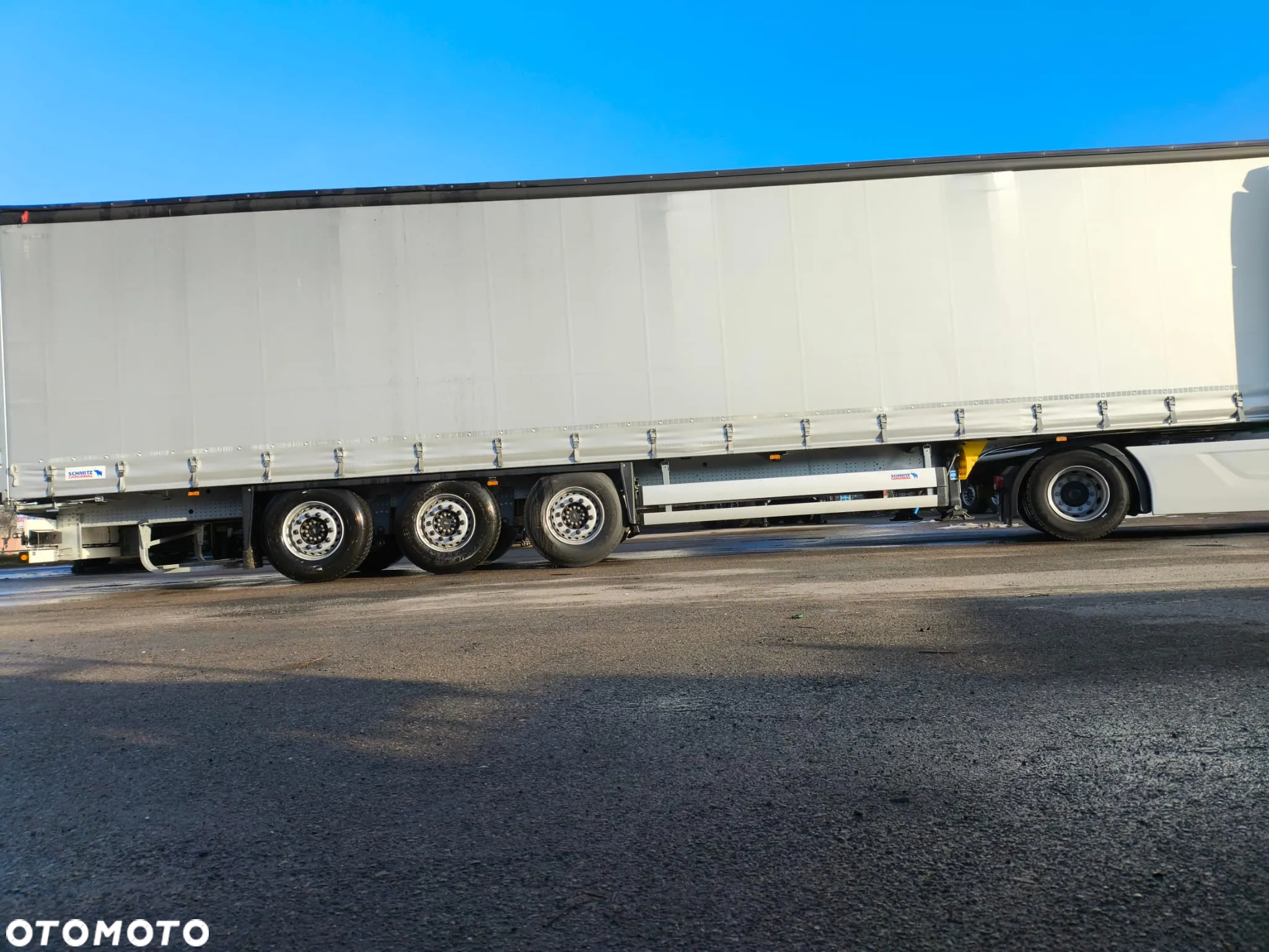 Schmitz Cargobull Firanka Standard/podnoszony dach - 13