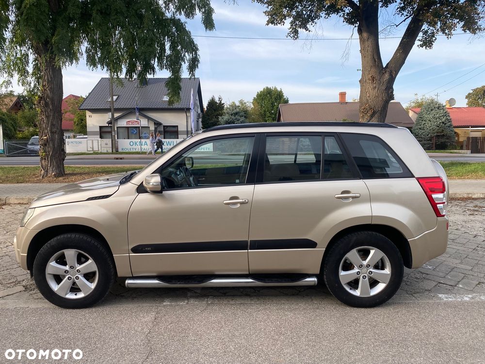 Suzuki Grand Vitara 2.0 - 1