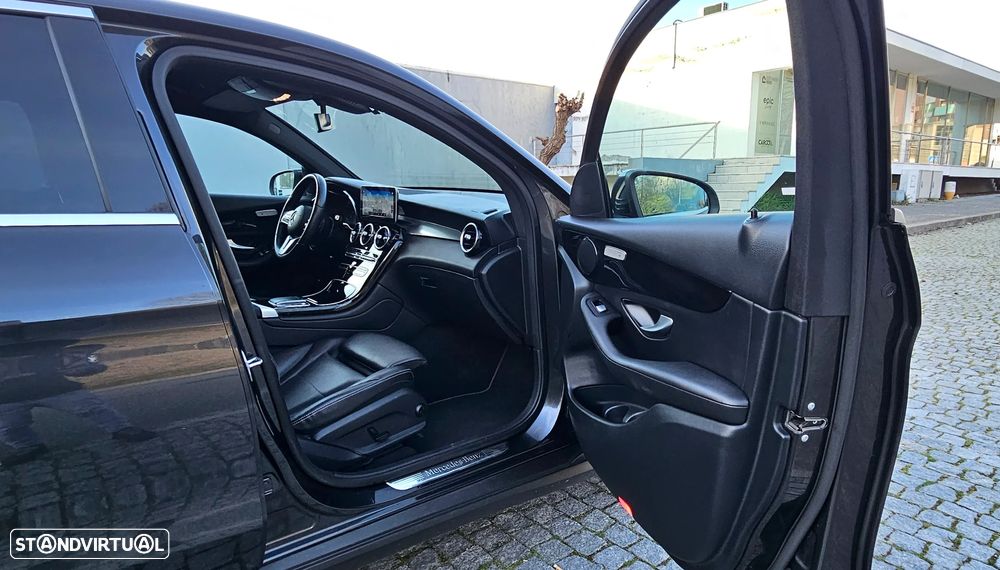 Mercedes-Benz GLC 300 de Coupe 4Matic 9G-TRONIC - 23