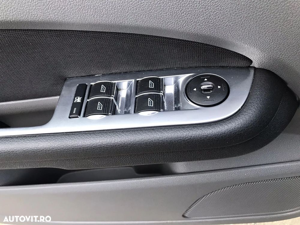 Ford Focus 1.6 TDCI DPF Concept - 17