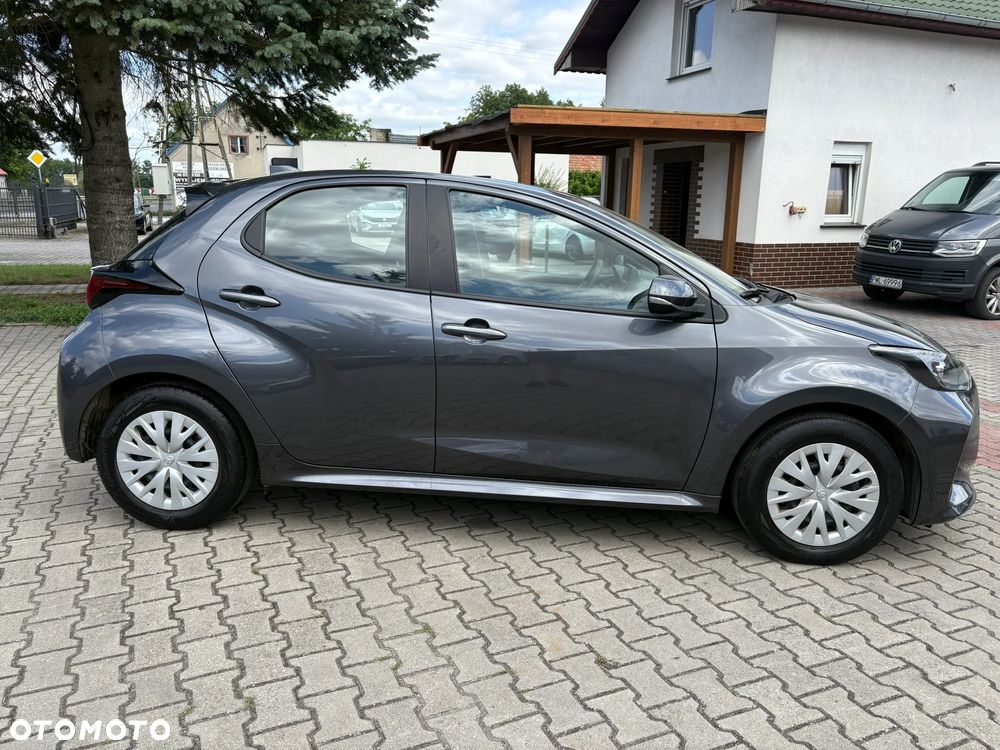 Toyota Yaris - 8