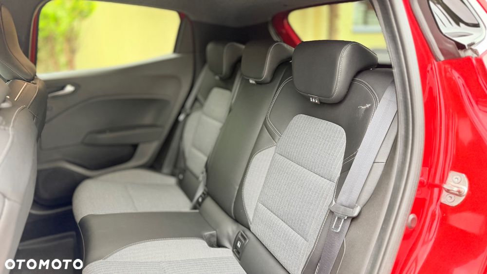 Renault Clio 1.6 E-TECH Full Hybrid 145 Techno - 26