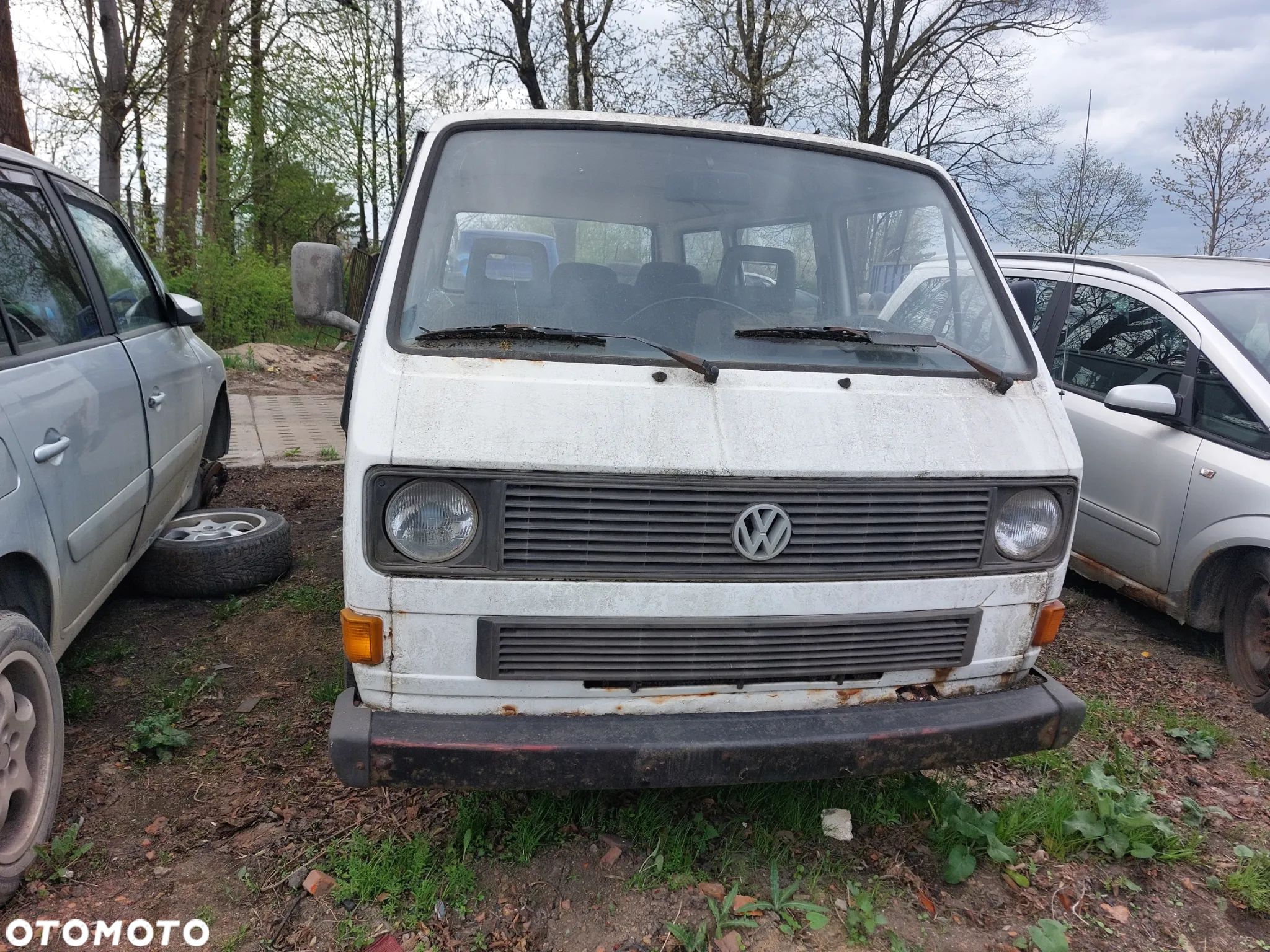 Zderzak VW T3 1,6B 89R. drzwi,klapa,maska,lampy.... - 1