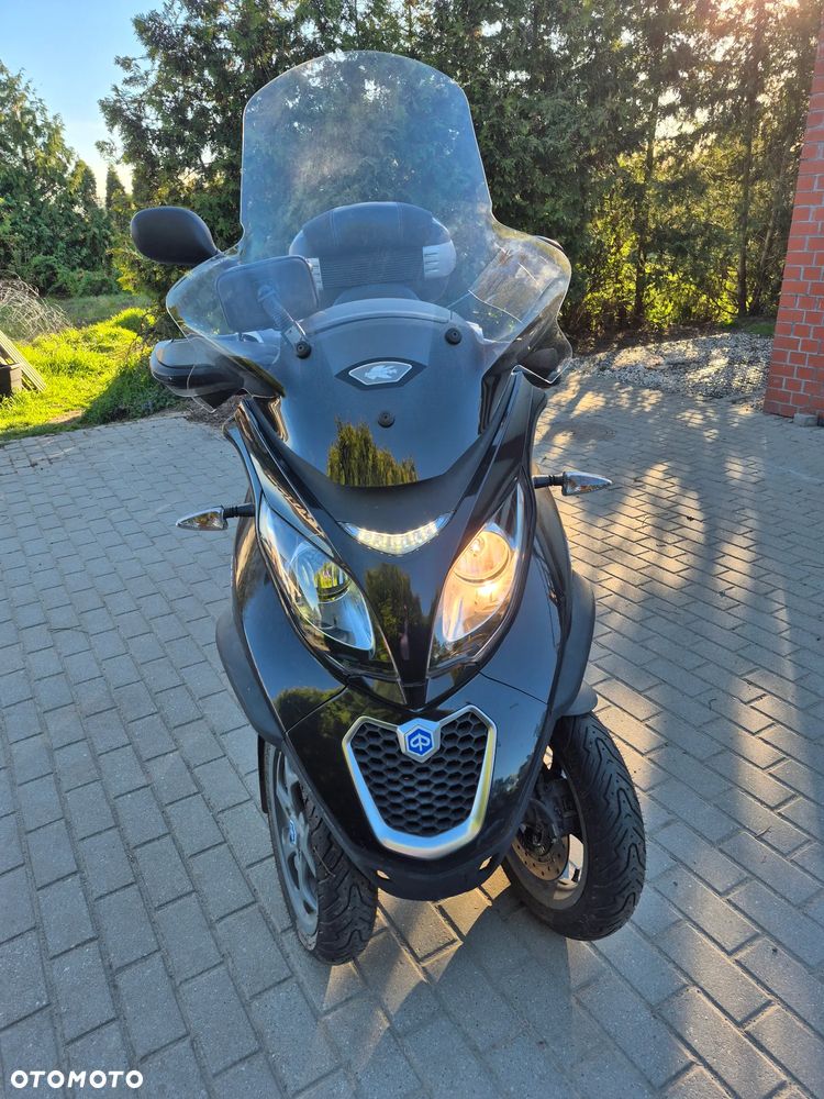 Piaggio MP-3 - 5