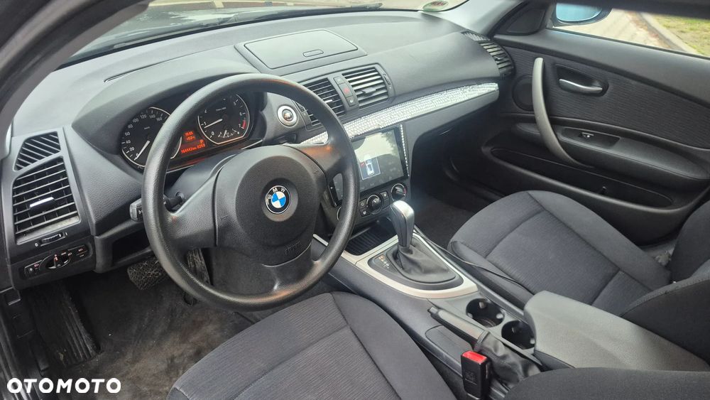 BMW Seria 1 - 21