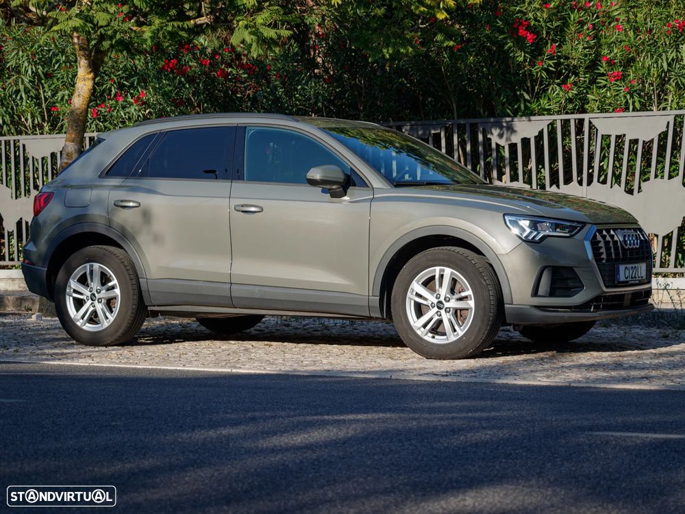 Audi Q3 45 TFSIe S tronic S line - 2