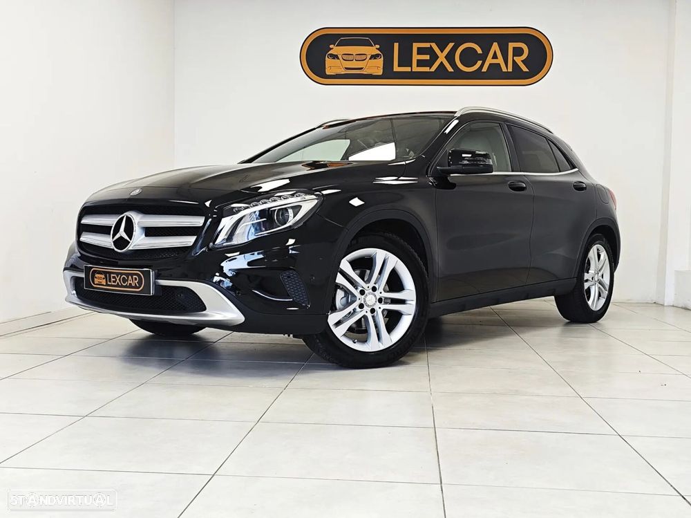 Mercedes-Benz GLA 200 d 4Matic 7G-DCT Urban - 14