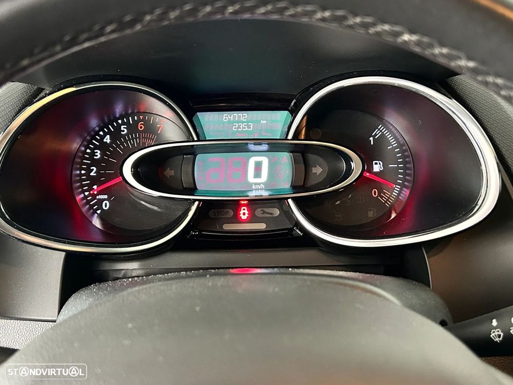 Renault Clio 0.9 TCe Limited Bi-Fuel - 22