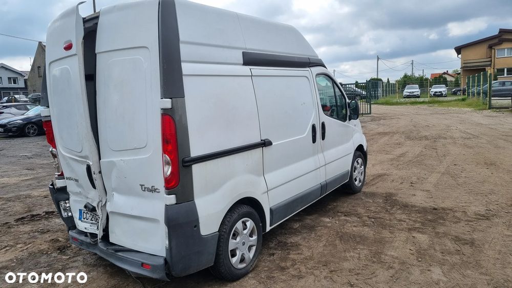 Renault Trafic - 2