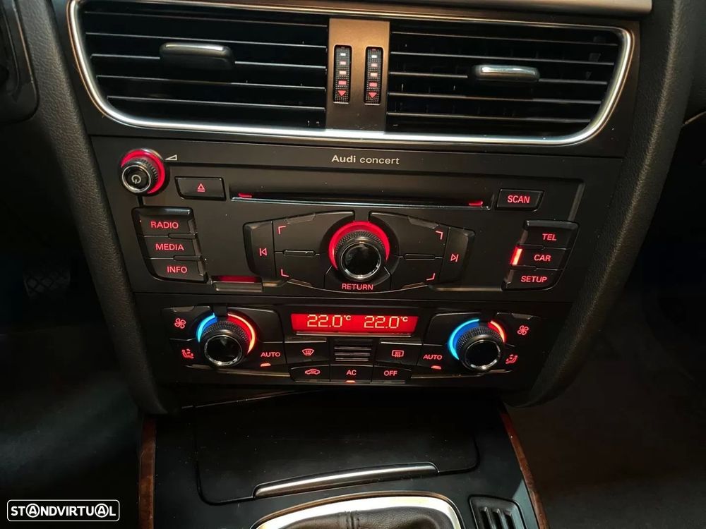 Audi A4 2.0 TDI Business Line Advance - 12