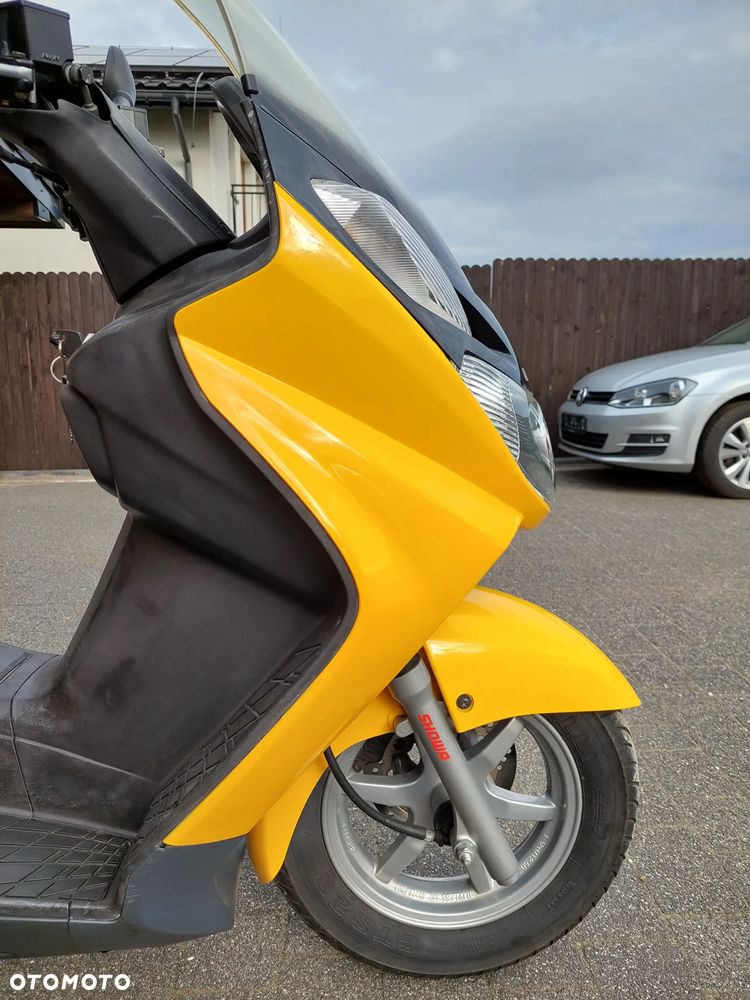 Suzuki Burgman - 14