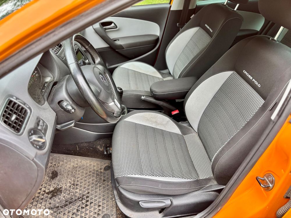 Volkswagen Polo 1.6 TDI Cross - 25