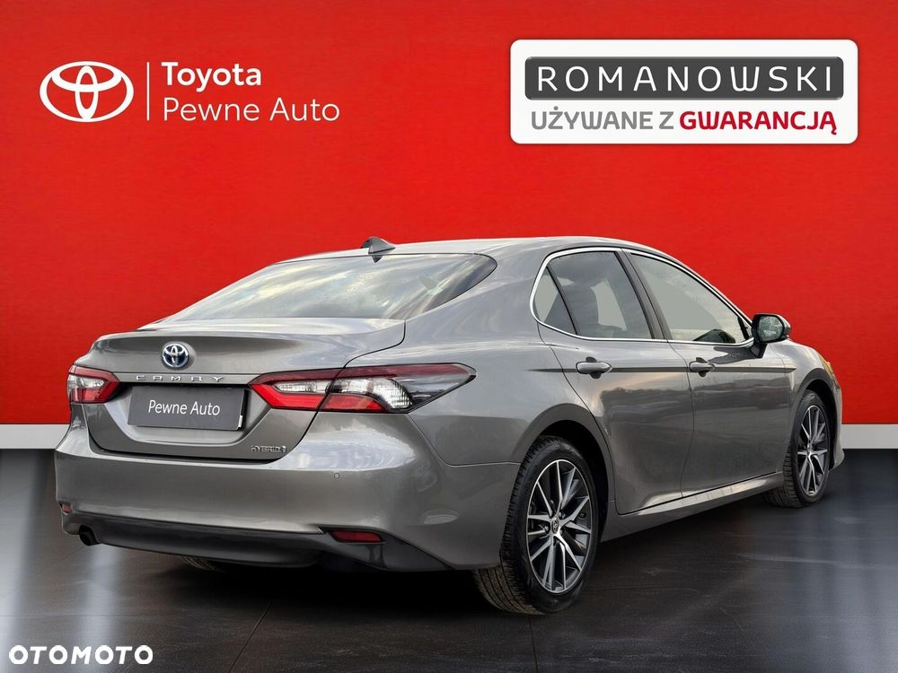 Toyota Camry 2.5 Hybrid Prestige CVT - 2