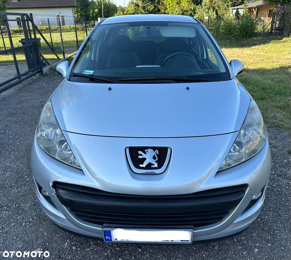 Peugeot 207 1.4 - 7