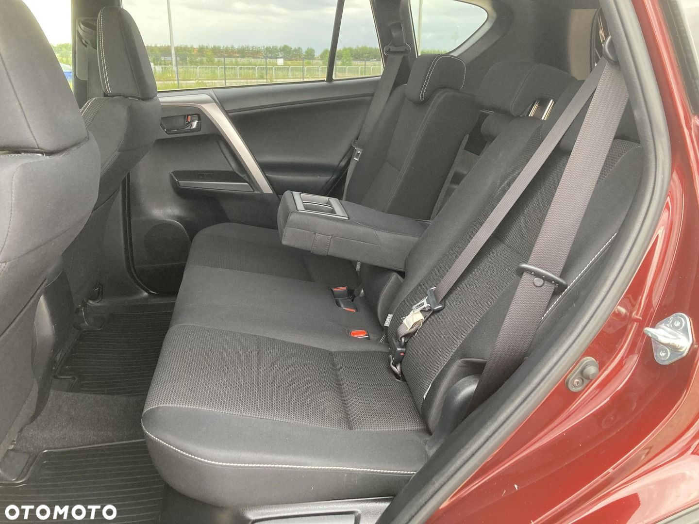 Toyota RAV4 - 26