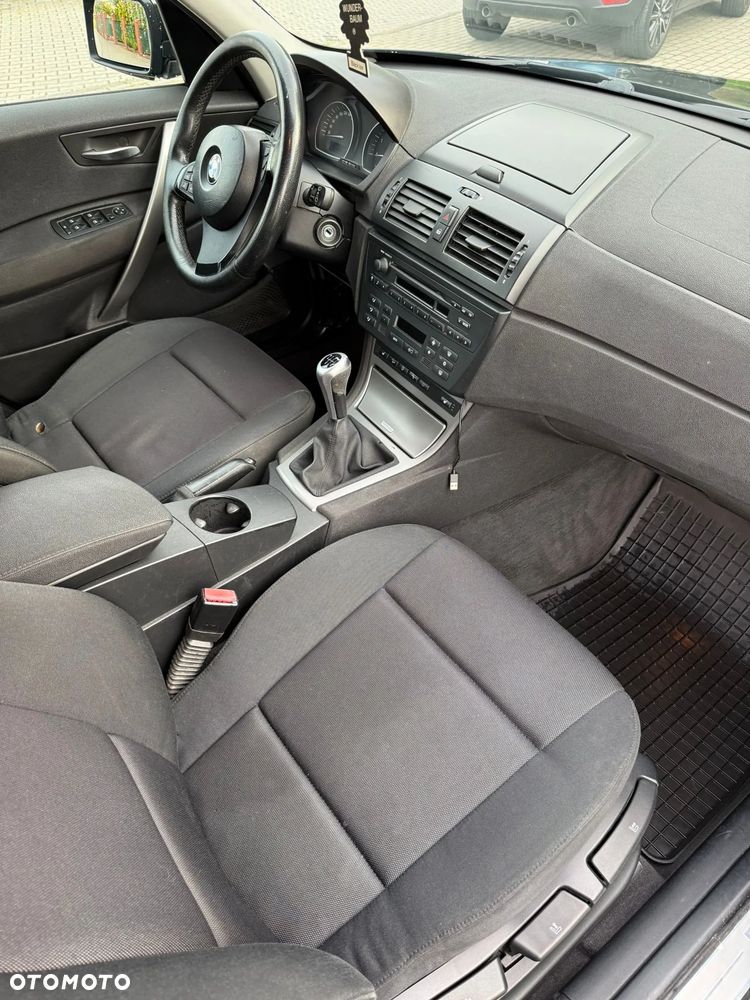 BMW X3 2.0d - 28