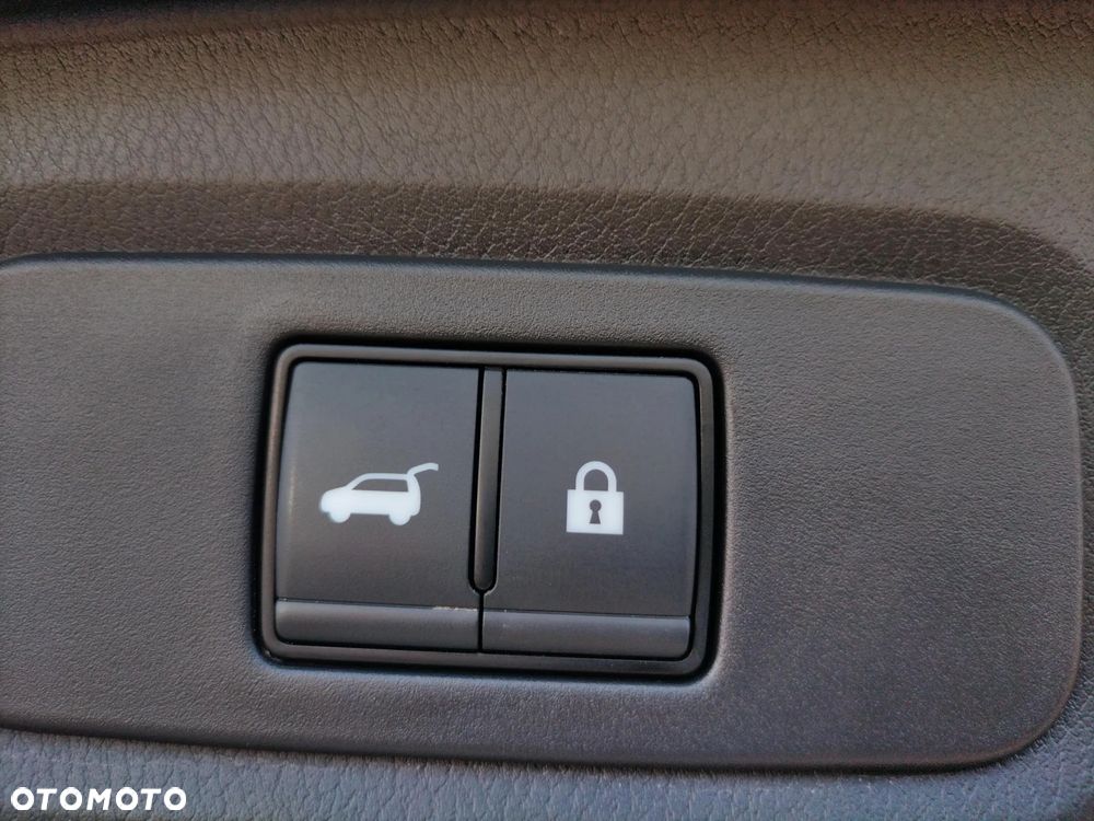 Nissan Qashqai - 25